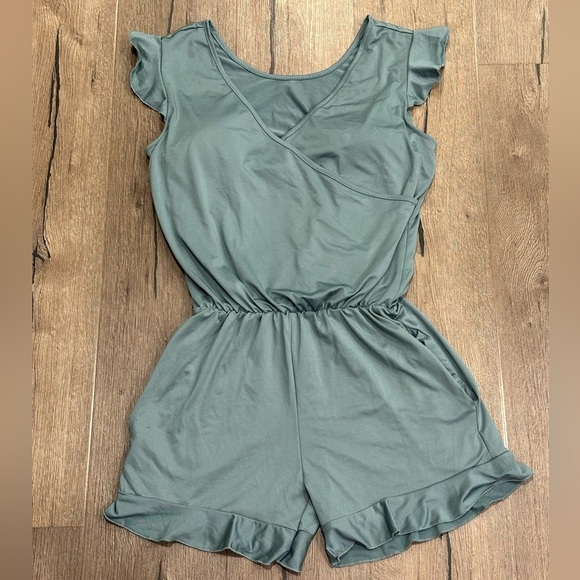 Pants - V-neck Ruffle Romper